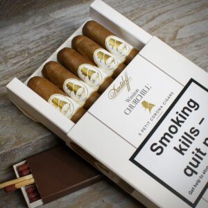 Davidoff Winston Churchill (Artist) Petit Corona Cigars – Pack of 5